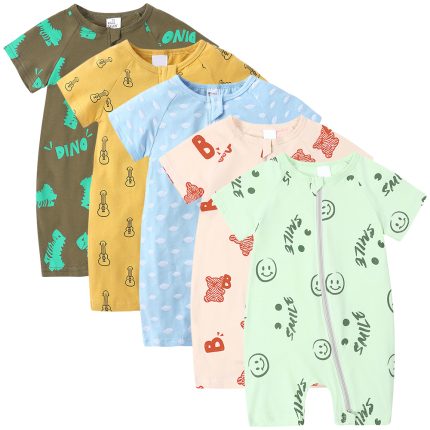Weiwei eco-friendly bamboo pajamas for kids and infants. Custom wholesale printed sleepwear sets, perfect for newborns in spring.