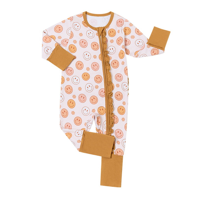 Long sleeve romper from supplier with bubble set design, ideal for Christmas, featuring bell and blankchristmas bottom.